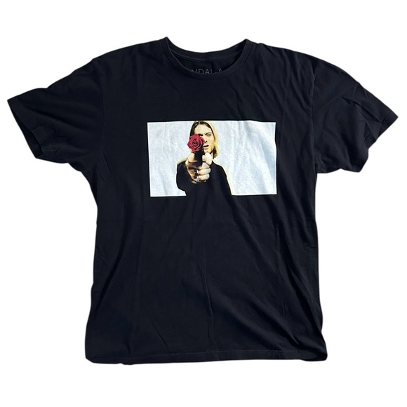 Vandal-A Kurt Cobain Red Rose Black T Shirt Men’s Size Large Streetwear Rare - Picture 4 of 7